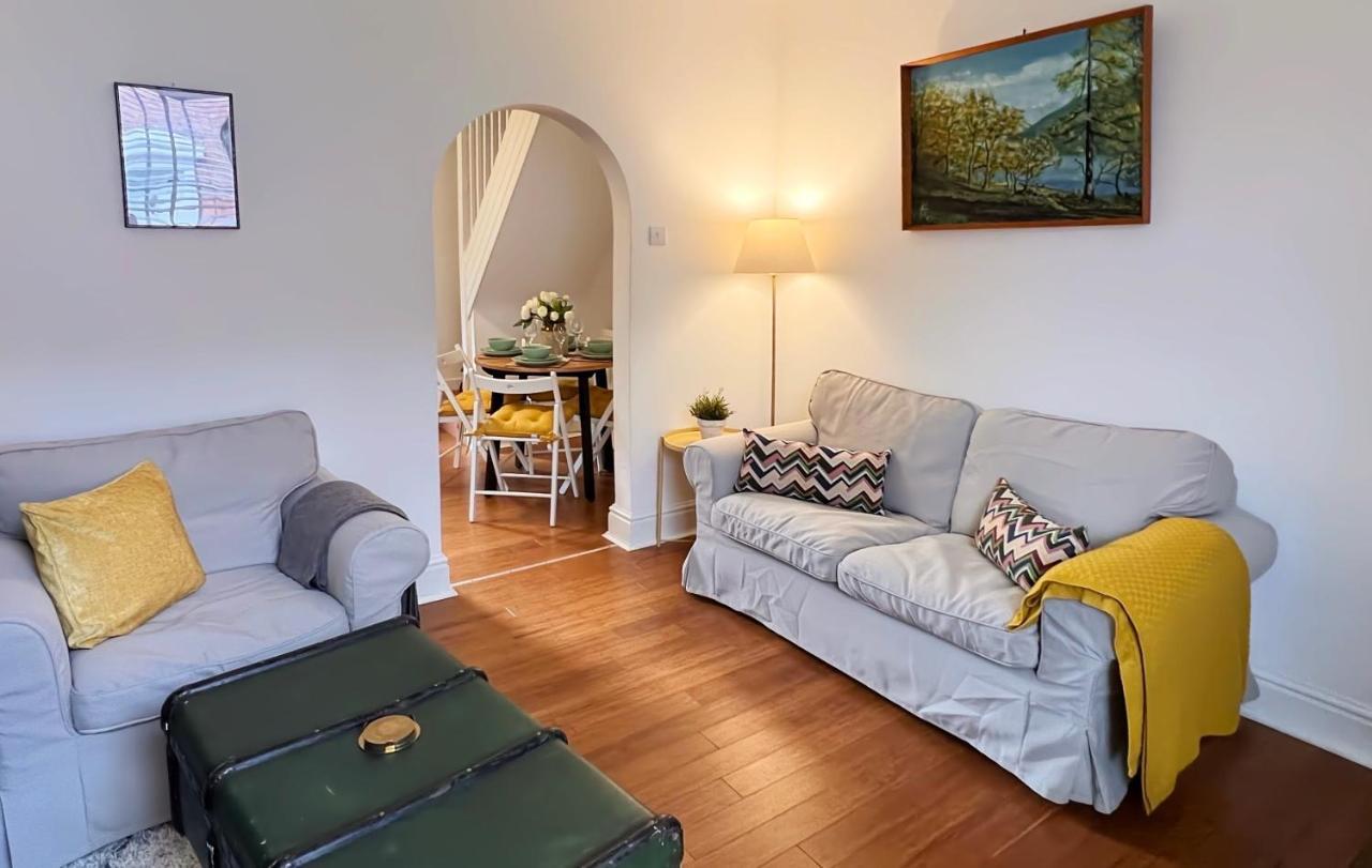 Charming Victorian Cottage Steps From Historic Chester - Free Parking מראה חיצוני תמונה