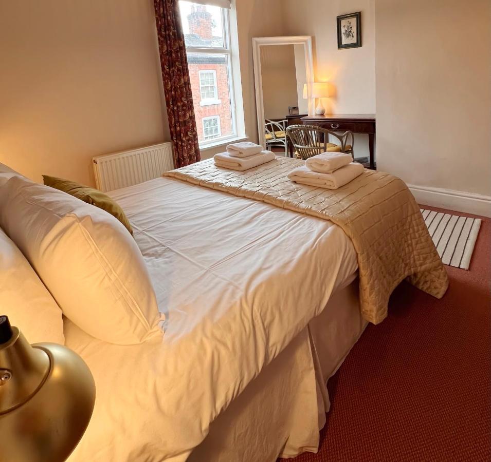 Charming Victorian Cottage Steps From Historic Chester - Free Parking מראה חיצוני תמונה