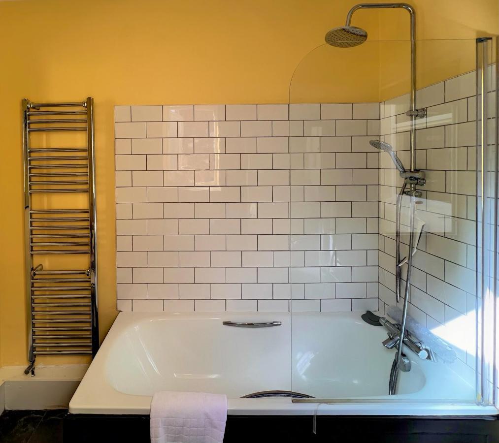 Charming Victorian Cottage Steps From Historic Chester - Free Parking מראה חיצוני תמונה